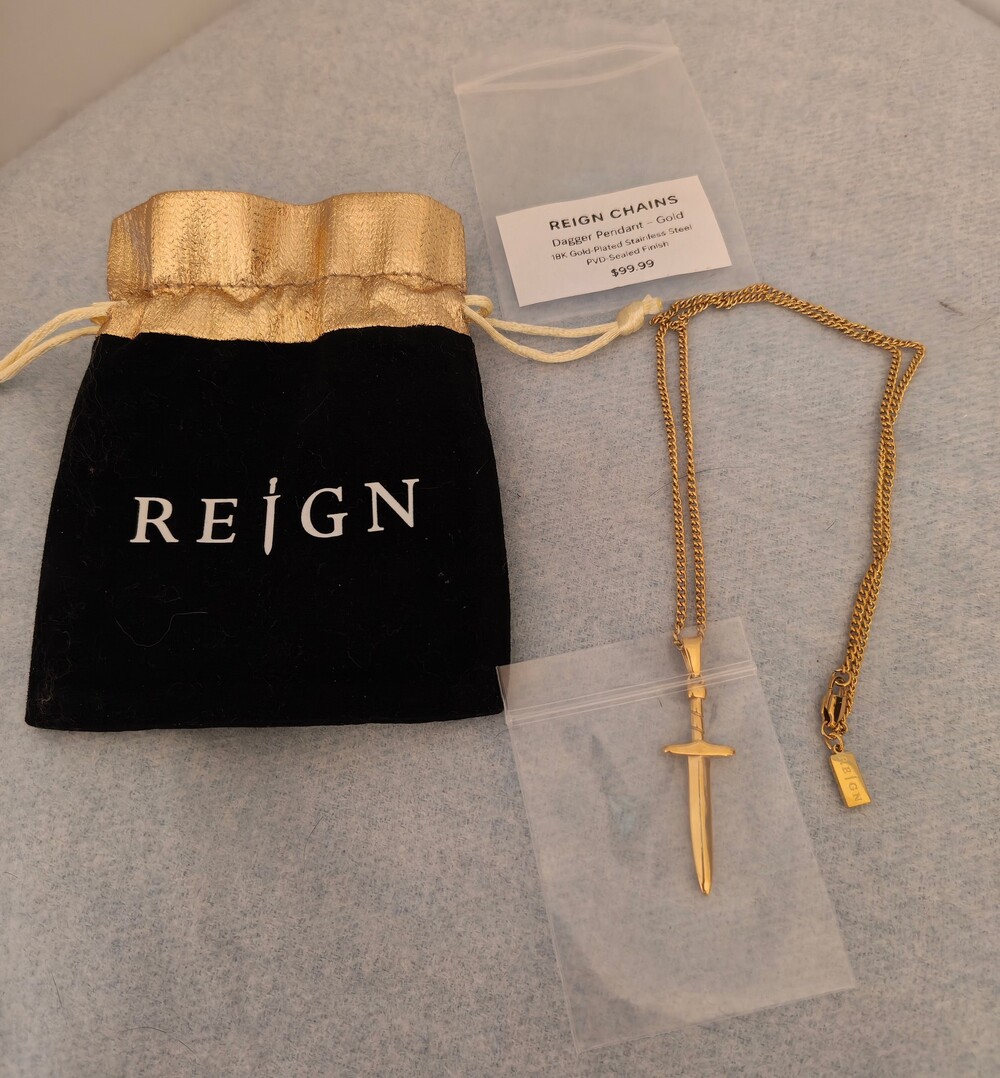 Reign Chain Dagger Pendant Necklace 18K Gold-Plated Stainless Steel